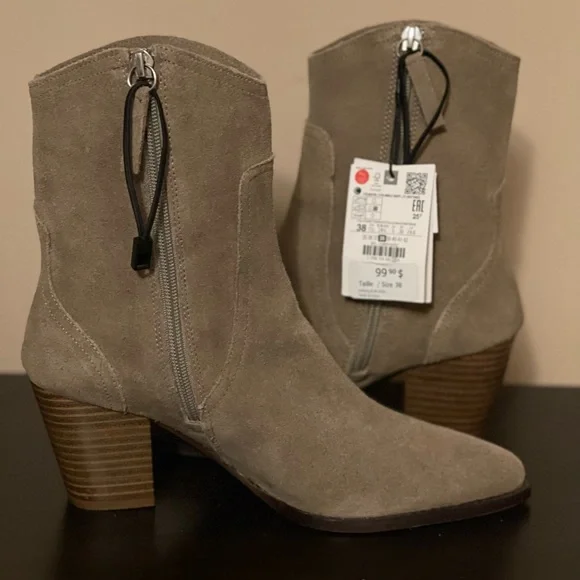 Fall Booties - Picture 1 of 2